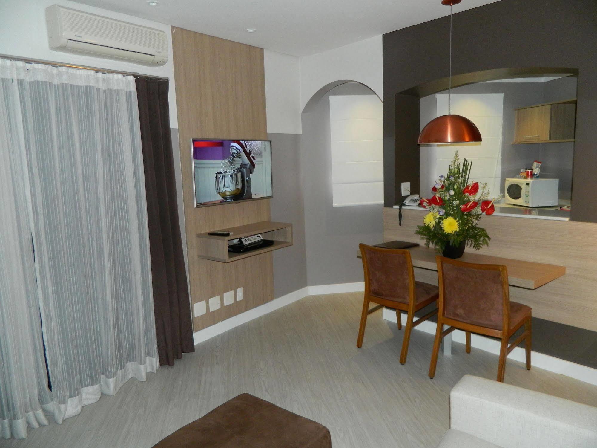 Cosmopolitan Praia Flat Сантос Экстерьер фото
